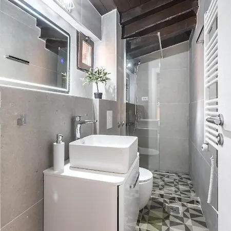 Old Town Matusko 3* Сплит