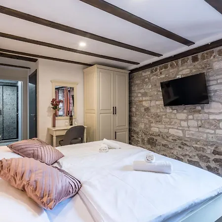 Old Town Matusko Bed & Breakfast Split