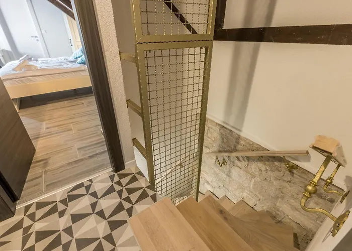 krevet i doručak Old Town Matushko 3*