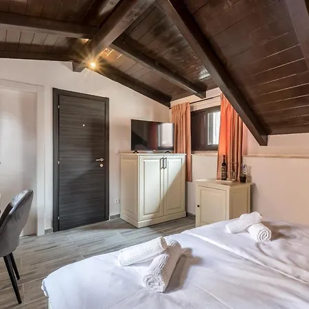 Old Town Matusko Bed & Breakfast