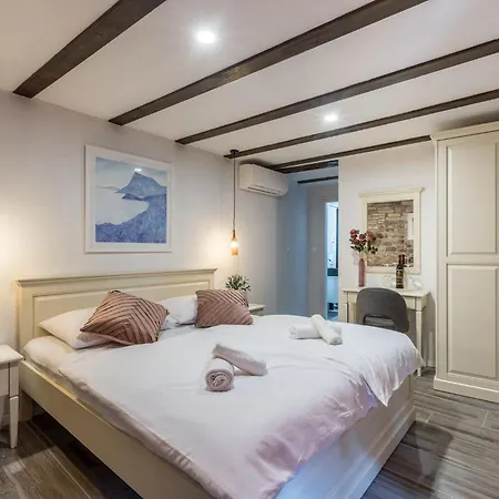 Old Town Matushko Bed & Breakfast Split