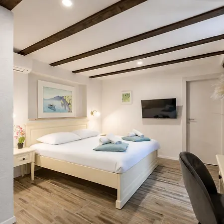 Bed and breakfast Old Town Matushko Split