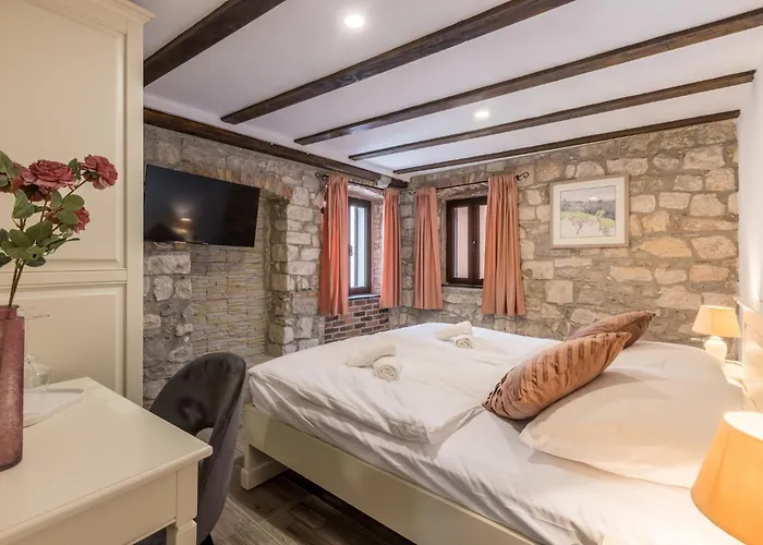 Bed and Breakfast Old Town Matusko 3*