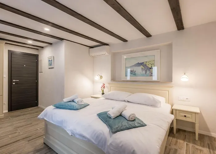 Old Town Matusko Bed and Breakfast