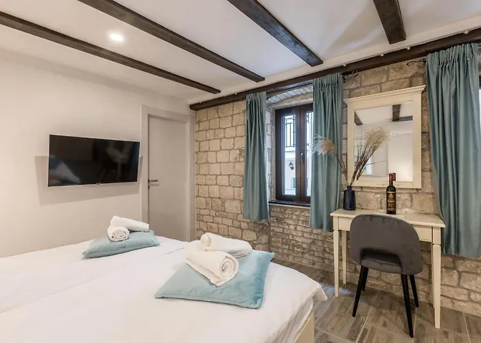 Bed and Breakfast Old Town Matusko