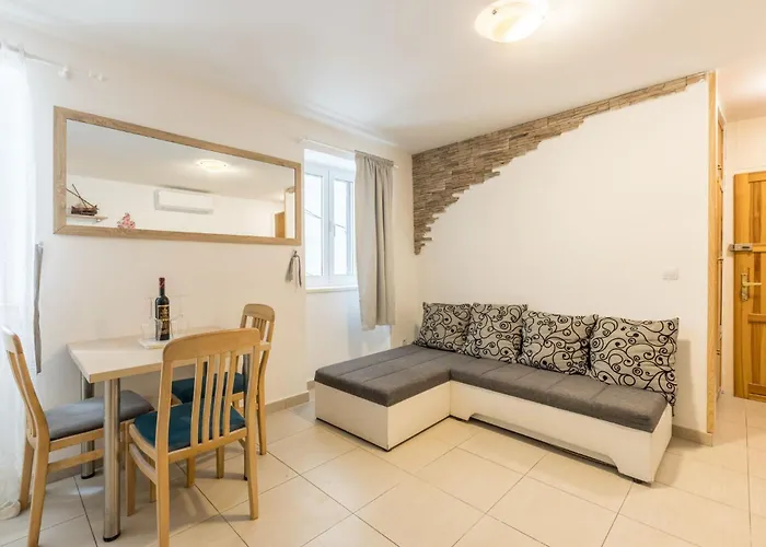 Bed and Breakfast Old Town Matusko 3*