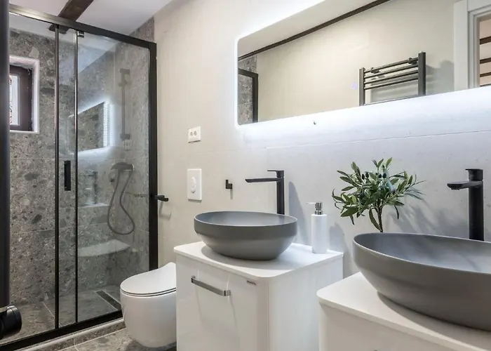 Bed and Breakfast Old Town Matusko