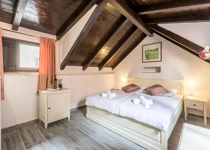 Bed and Breakfast Old Town Matusko Σπλιτ