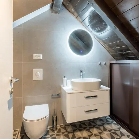 Old Town Matusko krevet i doručak 3*