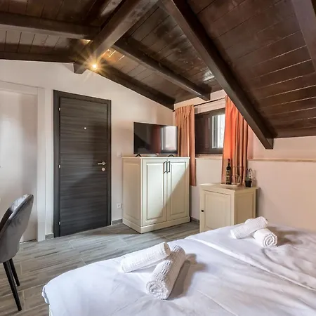 krevet i doručak Old Town Matusko Split