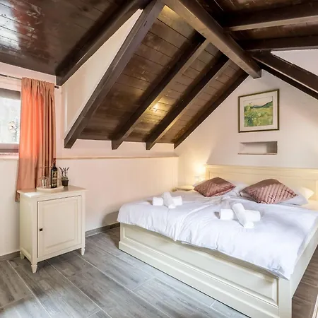 krevet i doručak Old Town Matusko Split