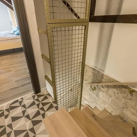 krevet i doručak Old Town Matusko 3*